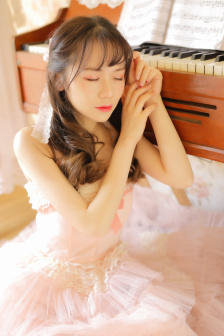 调教富家女小游戏